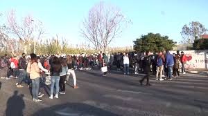 .superiore carlo urbani è un italiano scuola con sede a acilia castel fusano ostia antica, lazio. Canale 10 Protesta Ist Carlo Urbani Aule Sprovviste Di