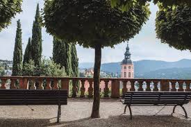 Die schönsten fotolocations und sehenswürdigkeiten. 9 Stadte In Baden Wurttemberg Die Du Gesehen Haben Solltest Black Dots White Spots