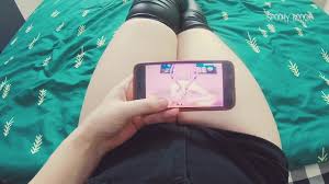 Nazuna Nanakusa loves to watch hentai and gets a big dildo inside her pussy  and rub her clit - XNXX.COM