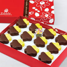 Who doesn't love chocolates with strawberries? Edible Arrangements Fruit Baskets Chocolate Dipped Pineapple Daisies Box