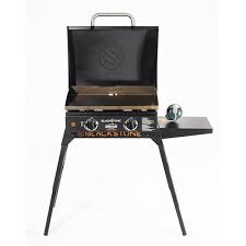 This durable polyester fabric will be strong and rugged preventing your blackstone griddle from minor dings and scratches from dirt and debris. Blackstone Adventure Ready 22 Griddle With Hood Legs Adapter Hose Justdealsstore Com Justdealsstore Com