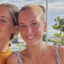 Julia Cory's Instagram, Twitter & Facebook