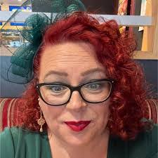 Donna Maddock's Instagram, Twitter & Facebook