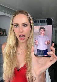 Natalie Sterling Streamer