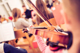 Sioux Falls School District: Community pushes back as district looks to cut  fine arts class time