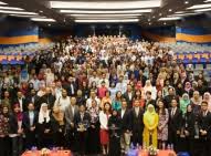 Complete raja azura 2017 biography. News Written By Raja Azura Raja Mahayuddin Berita Harian