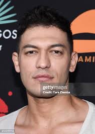 290 fotos e imágenes de alta resolución de Alex Burger