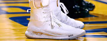 Stephen curry shoes come with affordable amount up to 49% off authentic quality with free shipping across the globe. Are Steph Curry S New Under Armour Sneakers Good Gq