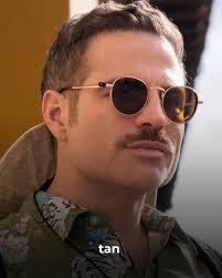 Caracol Televisión added a new photo.