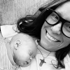 Are cross necklaces allowed in Navy boot camp?