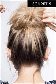 in 15 sekunden zur trendfrisur diese messy bun anleitung ist einfache frisuren frisuren dutt frisur anleitung trendfrisuren