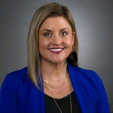 Rough day at the office! Many difficult questions were asked of me... Beans  or no beans? Does chili turn into goulash if you add noodles? Is that  paprika? 😋 We had an