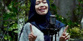 Check spelling or type a new query. Lirik Dan Chord Lagu Hayyul Hadi Alma