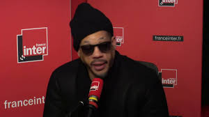 Je suis remonté chez moi pour chercher un couteau. Joey Starr Cela Fait Trop Longtemps Que Le Politique A Oublie Les Gens Youtube