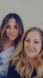 Pamela Demarco's Instagram, Twitter & Facebook