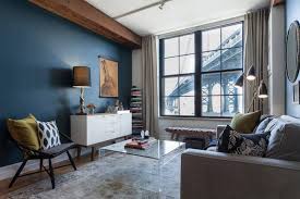 Hotels, apartments, vacation rentals and bed and some 130 different languages are spoken here, thanks in part to the fact that many different ethnic groups live together. 8 Small Space Hacks New Yorkers Swear By