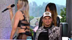 Am ende musste lydia kelovitz aus österreich die show verlassen. Lydia Kelovitz Zu Nackt Fur Dsds Dieter Bohlen Schockiert Sie Muss Ich Anziehen Promiwood