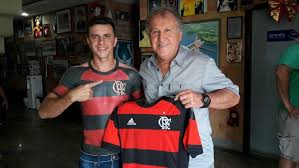 Bestelle dein flamengo fußball trikot noch heute und personalisiere es mir deinem eigenen namen und eigener nummer oder mit deinem. Dieser Typ Hat Sich Ein Komplettes Fussballtrikot Tatowieren Lassen