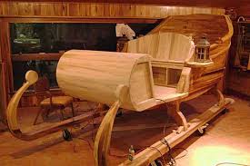 Construction Of Wooden Sleigh Built By Kent Turk Wooden Sleigh Woodworking Wood Wood Crafts