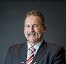 Timothy Fast's Instagram, Twitter & Facebook