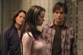 However, danger strikes, and sarah and john are caught in another struggle for their survival. The Sarah Connor Chronicles Season 1 Episode 1 Sarah Connor Summer Glau Terminator