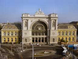 Budapest Hungary East Train Station Entrance Railway Station Budapest Visit Budapest