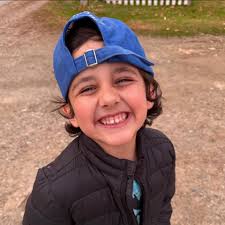 I've been LEGOed!! They even got the All Saints logo and True Religion  jeans right! Shame the camera isn't correct...oh, and four cats short 🤣