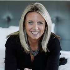 Katelyn Currie's Instagram, Twitter & Facebook