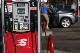 How much do gas station workers make. For Gas Station Operators Chip Card Upgrade Is A Pain In The Pump Chicago Tribune