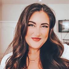 Debora Katz's Instagram, Twitter & Facebook