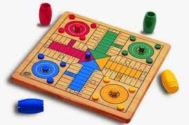 Hay constancia de un juego muy popular llamado pachisi / pacisi. Origen Del Parchis Inventor Y Evolucion Curiosfera Historia