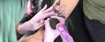 You may choose any means to deliver content like videos, infographics, webpage, blogs, etc. Tattoo For Beginners Polilla Tattoo Online Course Domestika