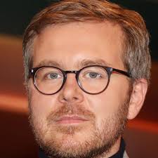 The Naked Truth (2016)