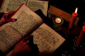 Selain berdasarkan jenisnya, kita juga bisa. Kenapa Kertas Makin Lama Makin Menguning Sementara Kertas Kardus Berwarna Coklat Ini Alasannya Semua Halaman Intisari