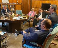 Opposition leader ludovic orban invited to be romania's new prime minister. Ludovic Orban Se GandeÈ™te SÄƒ Se Lase De Fumat Cred CÄƒ Am Fumat Destul 40 De Ani Hotnews Mobile