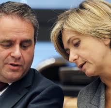 Jun 29, 2021 · xavier bertrand ne cache plus ses ambitions présidentielles. Les Republicains Raffarin Mise Sur Bertrand Et Pecresse Pour Les Sauver