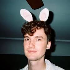 Francisco Hill's Instagram, Twitter & Facebook