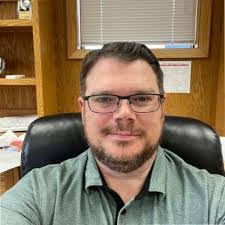 Shane Burkhardt's Instagram, Twitter & Facebook