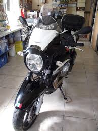 Saute Vent Secdem Incolore Sur Une Moto Guzzi 1200 Sport 4v 8v Annee 09 14 Moto Guzzi Moto Et Guzzi