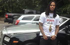 सर्वश्रेष्ठ नई बीएमडब्ल्यू कारें: रोल्स-रॉयस घोस्ट के बगल में वाका फ्लॉका फ्लेम