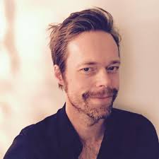 Kelly Daring • Mindful Style