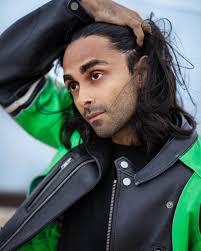 It feels good to be back! Over my 1.5 year soul searching “hiatus,” I've  evolved and grown a as a person and you're all going to see this reflected  in what I