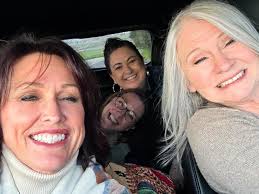 Debra Shea (@thedebrashea) • Instagram photos and videos