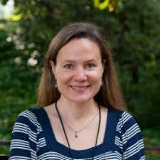 Sarah Crain's Instagram, Twitter & Facebook