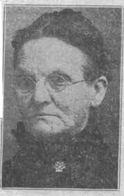 I love this obituary! SOMERSET JOURNAL August 26, 1921 -Harlan "HAD HER  GRIP PACKED JUST WAITING FOR THE MASTER'S CALL!" Mrs. Easter Hardwick Mrs. Esther  Hardwick. The angel of death visited the