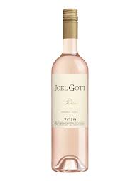 This wine has flavors of white peach and strawberry complemented by hints of nectarine. The 18 Best Ros E Wines You Can Sip On In The Summer Of 2020