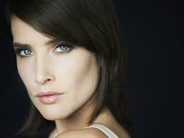 It represents a presence of innocence and cuteness (this is because the blue no i don't think leah is going to be in the movie new moon, but they were considering this new actress gishel to play her. Blue Eyed Brunette Actress Kobi Smulders Wallpapers And Images Wallpapers Pictures Photos