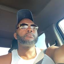 Stephon Thomas (@stefdachef27)