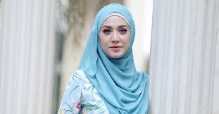 5 tahun itu tak mudah, allah saja tahu betapa susahnya untuk saya nak move on. Macam Hidup Dalam Neraka Fathia Latiff Dedah Kisah Hijrah Kali Kedua