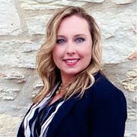 Lisa Meador's Instagram, Twitter & Facebook